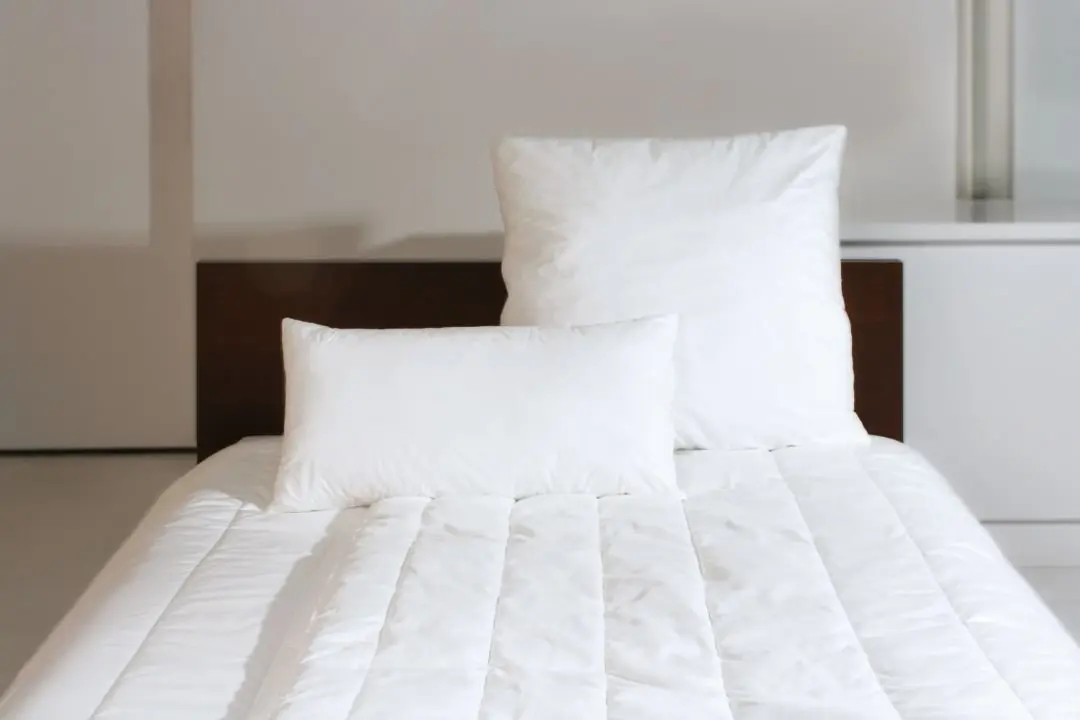 Vierjahreszeitenbett 155x220cm 1359.00  AQUA AKTIV
