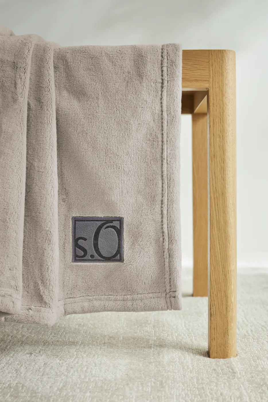 Decke 3638 S OLIVER