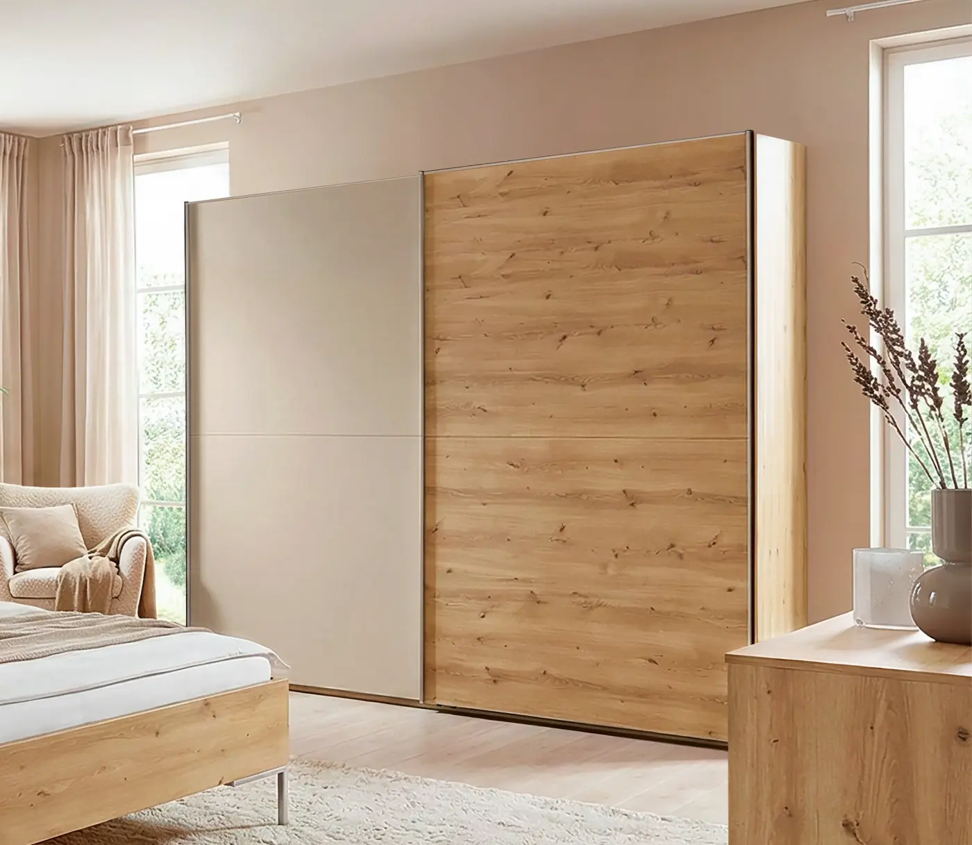 Schwebetürenschrank