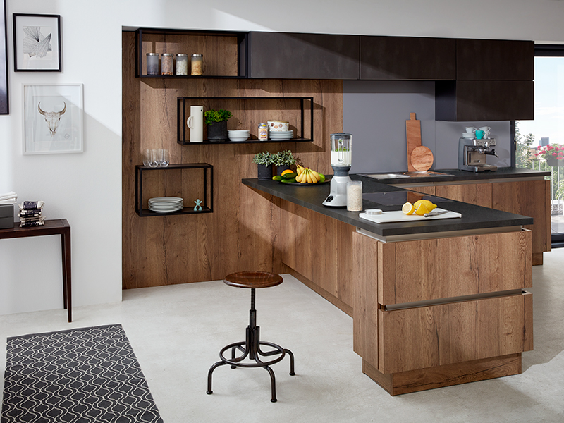 wert_kueche_dunkles_holz wert_kueche_dunkles_holz